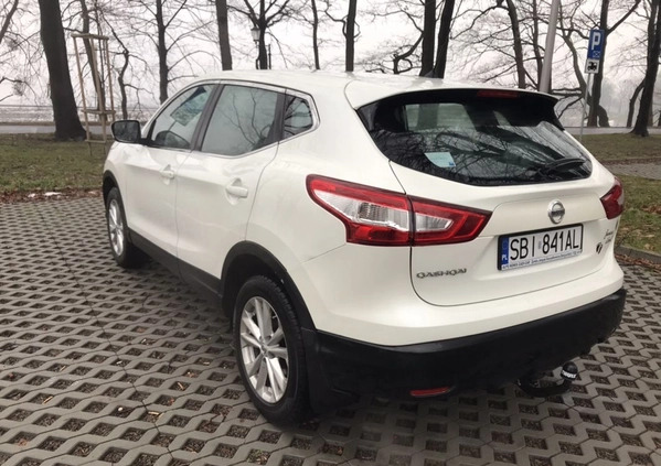 Nissan Qashqai cena 57800 przebieg: 115000, rok produkcji 2016 z Sokółka małe 121